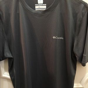 Men’s Omni freeze Columbia shirt